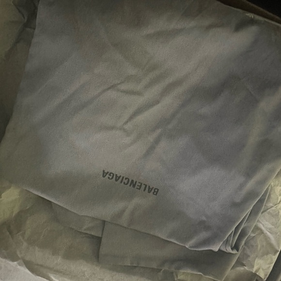 Balenciaga Lavender Pool Slide Crocs - Picture 6 of 8